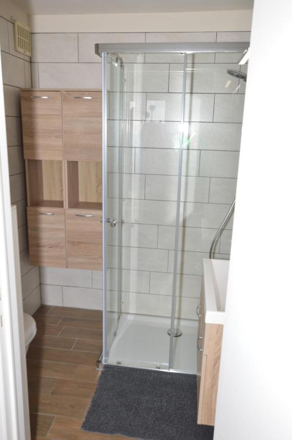 Modern And Private Studio With All Comfort! Apartment Roeselare Ngoại thất bức ảnh